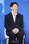 [WT포토] 오정세, 비운의 발라드 왕자 최성곤 (와일드 씽 쇼케이스)