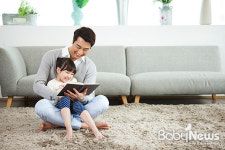 그림책, 엄마와 아빠 중 누가 읽어주는 게 좋을까?