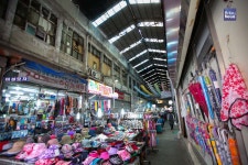 [스토리뉴스] 색다른 전통시장, 미로예술 원주 중앙시장을 가다