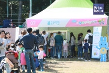 블루래빗, 인형뽑기게임으로 다둥이들 인기 한 몸에