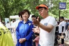 서울아이해피박스 방문한 진선미 여성가족부 장관