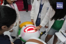 한국잡월드에서 치과의사의 꿈을 키워 볼까요?