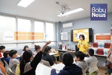 불 나면 산소캔 마스크 쓰고 탈출해요
