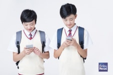 경기도 청소년 10명 중 2명 스마트폰 과의존 위험군