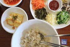 배가 고플 때는 미간을 두드려라