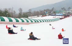 부영그룹 태백 오투리조트·무주덕유산리조트, 눈썰매장 운영 시작