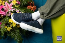 크록스, 스포티한 감성과 편안함 결합한 인모션 컬렉션 출시