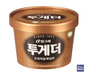 빙그레, 지난해에 이어 올해도 해군본부에 아이스크림 투게더 후원