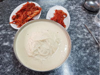 맛집 / 만나손칼국수 / 칼국수 맛집인데 더워지면 콩국수로 더 소문난 집