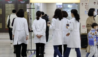 전공의 집단사직 첫날…政 