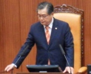 제7대 부산시의회 출범... 의장에 이해동, 부의장 권칠우 손상용 선출