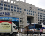 법과 원칙 벗어난 노점상 불법 행위 민·형사상 책임 물을것