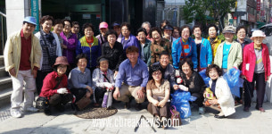 상당구 탑대성동 주민자치센터, 노래교실 수강생 관내 도로 청소