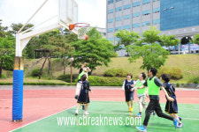 극동대, 사제간 길거리 농구경기 진행