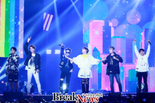 ［포토］비스트, Everybody stand up (K-pop 슈퍼콘서트)