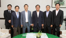 (주)네패스, 청주시에 이웃돕기 성금 기탁