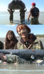 에이프릴, 해병대 체험캠프 갯벌 훈련서 만신창이 변신? ‘눈길’