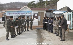 35사단 고희대대 해안초소에 독서카페 개관