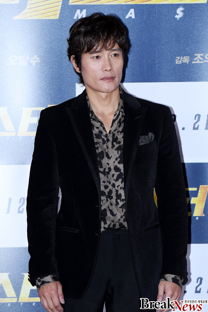 이병헌·이민정 부부, 스킨십 논란 속 밝은 일상 공개 중
