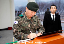 육군 35사단… 정유년 새해 현충탑 참배