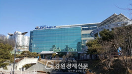 원주의 독서문화를 선도하는 원주 교육문화관 최수길 관장