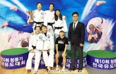 고창군청 여자 유도부… 맹활약  