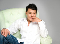 가수 오필승 “신곡 타이틀곡 ‘행동으로 보여줘’...가수로서 행복해요”