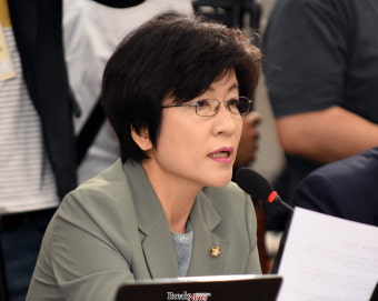 김영주 장관 “군산, 고용위기지역 지정 검토 중”