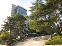 9개 안양시립도서관 도서 블랙리스트... 대선후보 관련 도서구입-이용제한