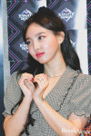 피부예가나연 | ［포토］트와이스 나연, 도자기같은 피부결