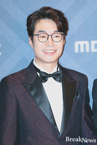 ［포토］송영규, 법의학자 미소