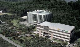 GC녹십자 영업사원, SNS서 의약품 몰래 팔다 덜미