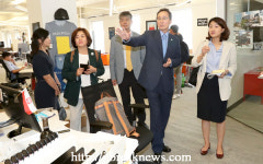 【포토】송하진 전북지사… 기업 벤치마킹