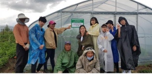 푸른아시아-청심국제중고등학교 ‘팜이노베이션’ 몽골에 비닐하우스 설치