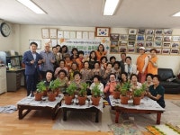 신서그린빌 경로당 ‘내 사랑 화분가꾸기’ 운동 전개