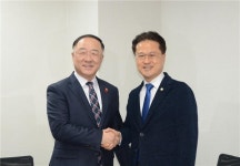 김정우 의원, 홍남기 부총리·김현미 장관 만나 군포발전 논의