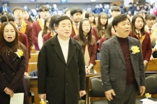 강득구, 청소년 주권자 세상 도래에 기대 표명