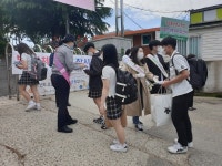 성주군, 고3 격려 및 학교폭력 예방  등굣길 캠페인 벌여