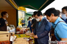 다시 열린 장성호 수변길… 풍성해진 수변길마켓 관심 고조