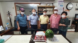 동두천시 보산동 주민자치위원회, 운영 재개 경로당 위문 실시
