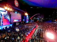 제 26회 BIFF, 70개국 223편 출품...100%극장상영, 오프라인 개.폐막식 진행