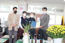 울진중 박정윤·박정원 학생, 독도사랑 경상북도영어웅변대회  우수상 수상