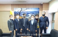 [포토] 원주지방환경청장 이창흠, 한국동서발전(주) 동해발전본부 녹색기업 지정서 수여