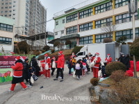 포천시 영북면, 영북초등학교 앞에서 크리스마스 행사 진행