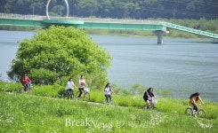 화천군, 북한강 라이딩 코스 화천 자전거 대여소 운영 실시