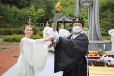 옥천군, 제61회 도민체육대회 청산면 동학유적지 성화 채화