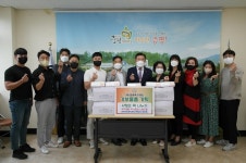 증평국민체육센터-증평군수영연맹, 추석 맞이 소외계층 물품 전달