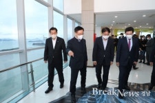 4대 특례시장 창원에서 만났다