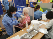 영동군보건소, 동절기 코로나 백신 추가접종 진행