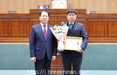 부안군의회 박태수 의원 지방의정봉사상
